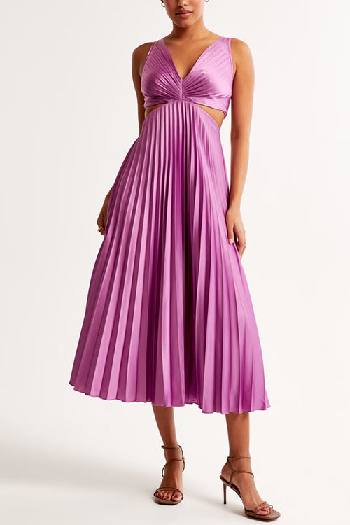 Gabriella™ | V-Neck Cut-Out Pleated Maxi Dress