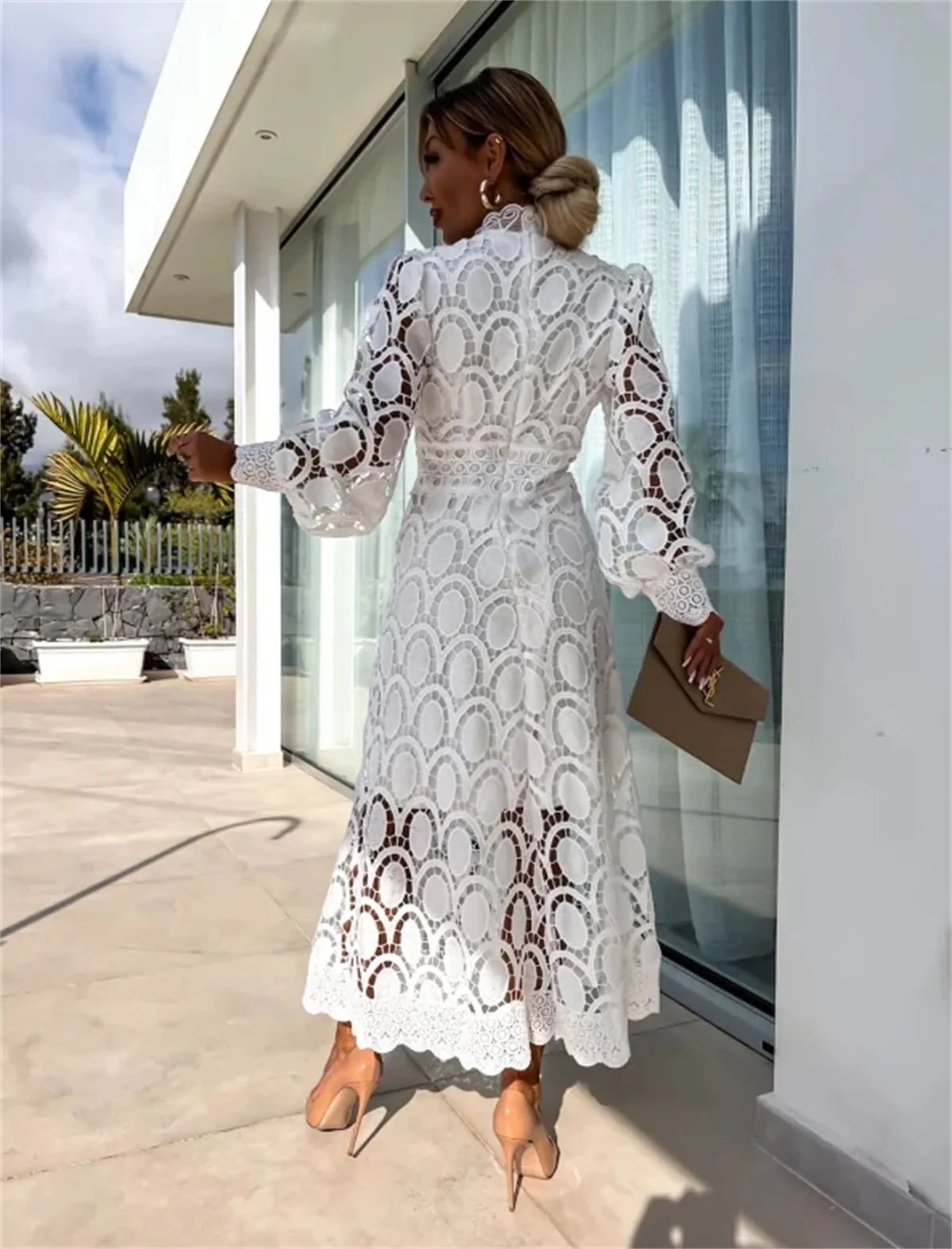 Sierra - Elegant Lace Dress